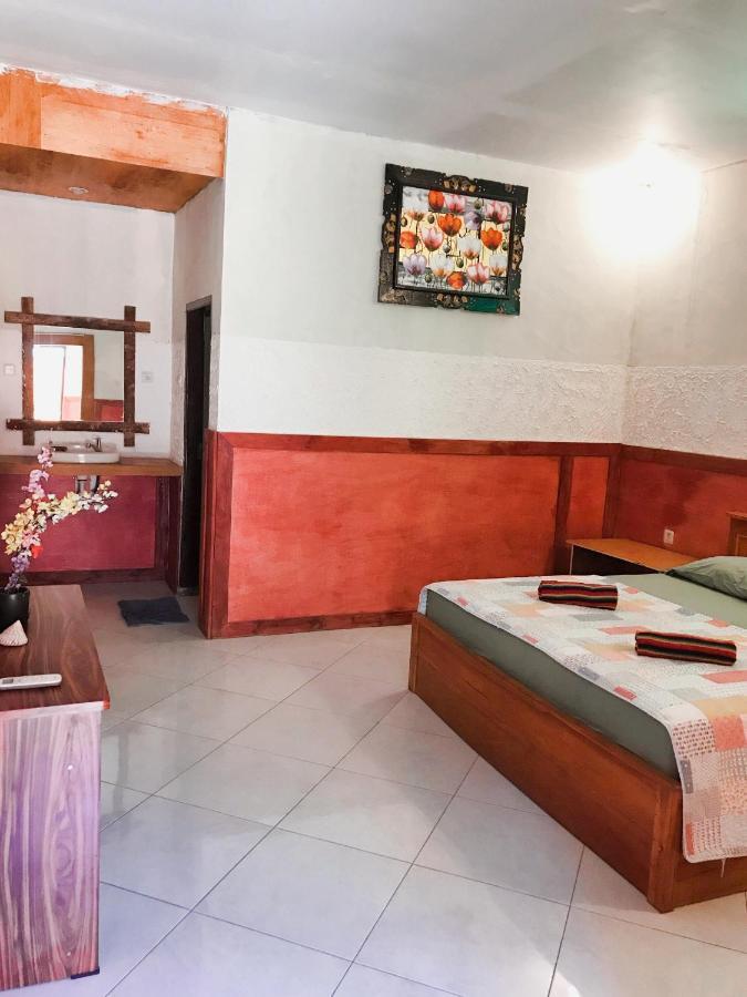 Santai Bungalow Gili Trawangan Luaran gambar